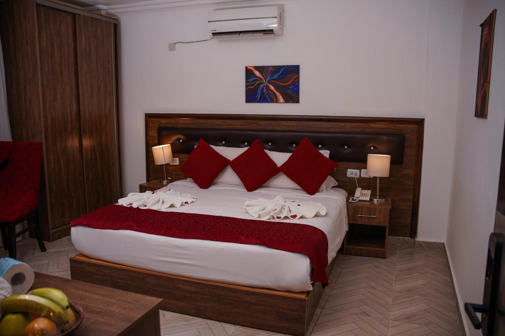 Petra Corner Hotel Zewnętrze zdjęcie