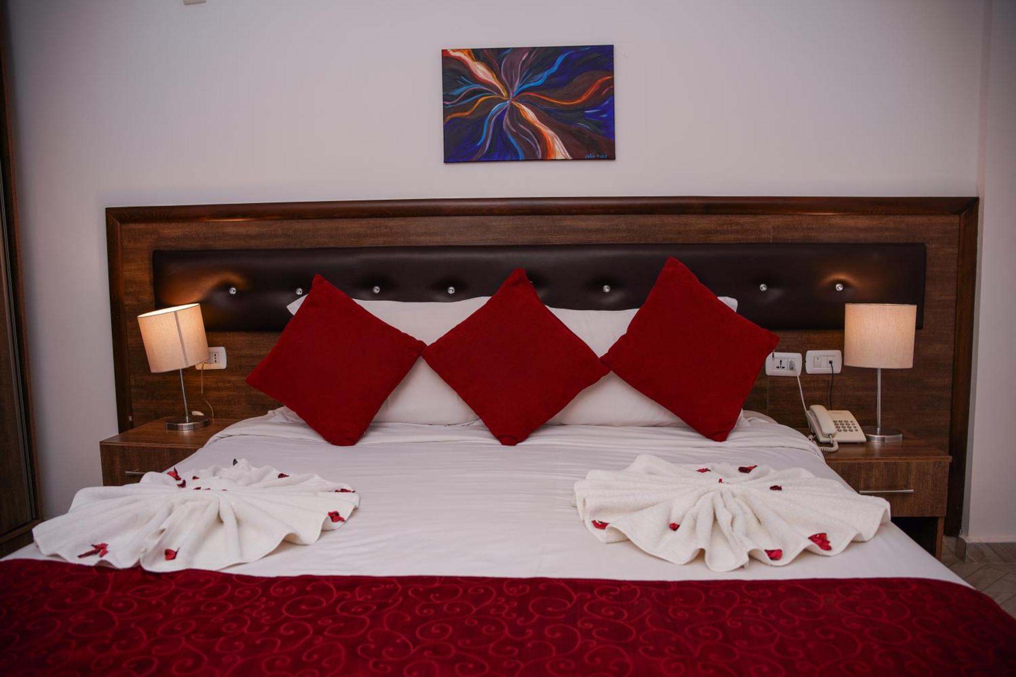 Petra Corner Hotel Zewnętrze zdjęcie