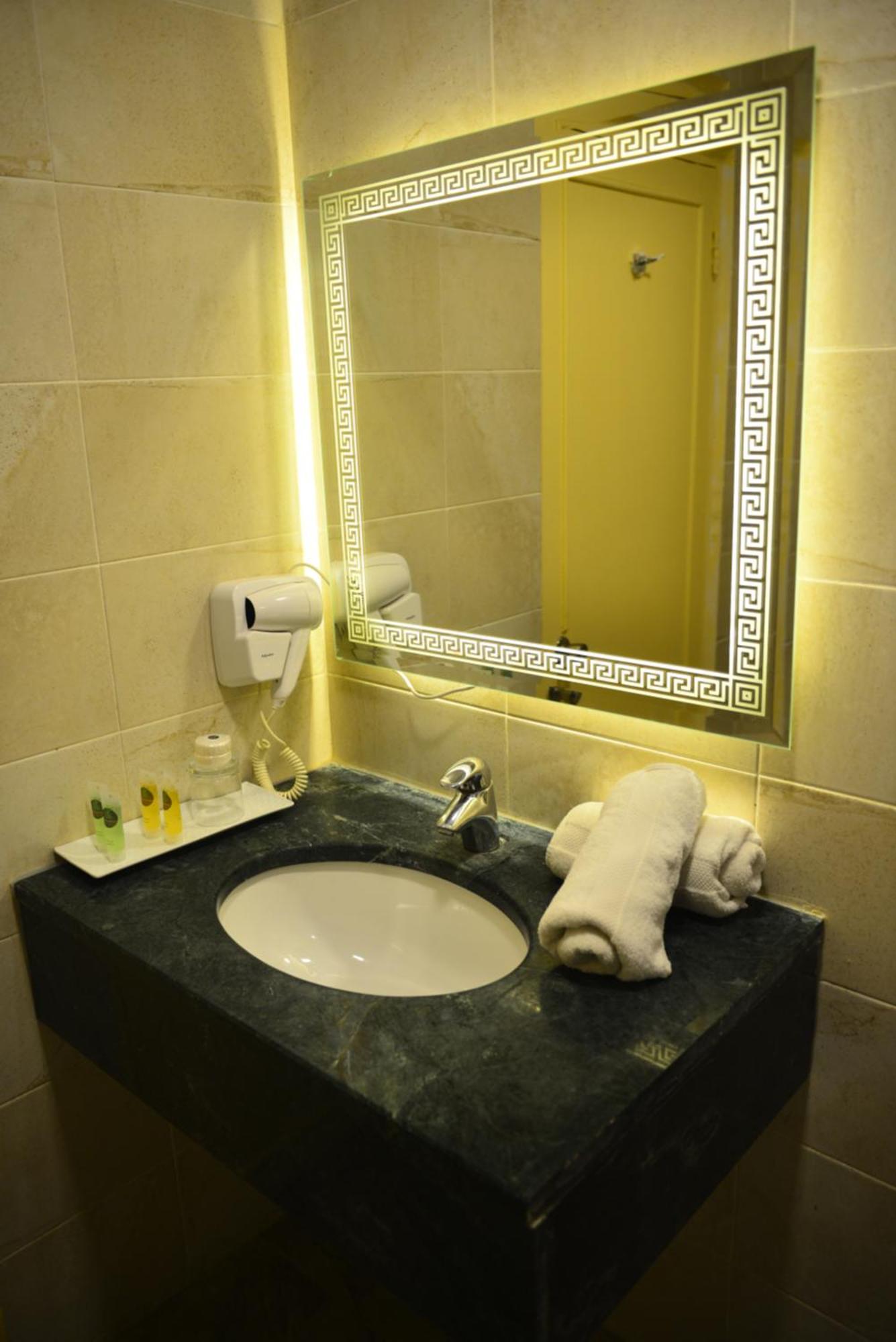 Petra Corner Hotel Zewnętrze zdjęcie