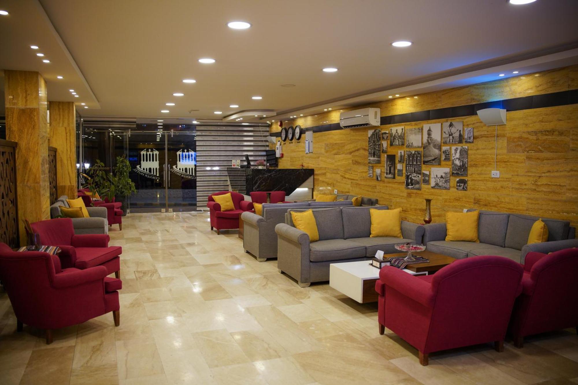 Petra Corner Hotel Zewnętrze zdjęcie